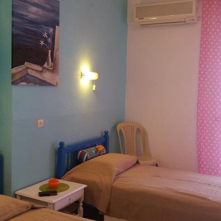 Sol E Mar Sea Side View Guesthouse Perama  Ngoại thất bức ảnh