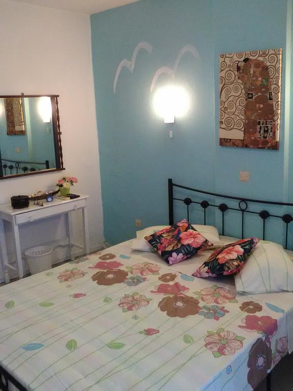 Sol E Mar Sea Side View Guesthouse Perama  Ngoại thất bức ảnh