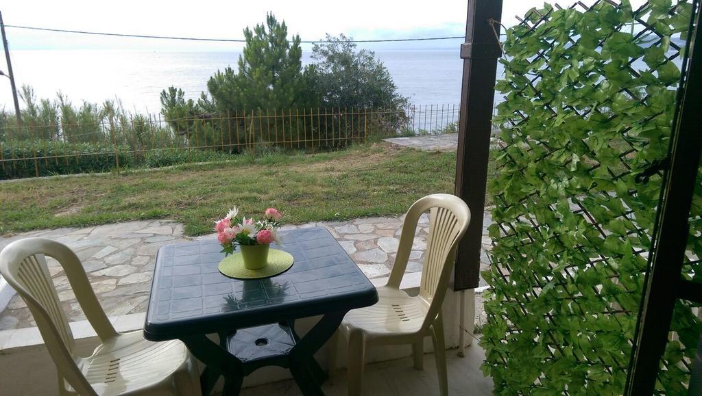 Sol E Mar Sea Side View Guesthouse Perama  Ngoại thất bức ảnh