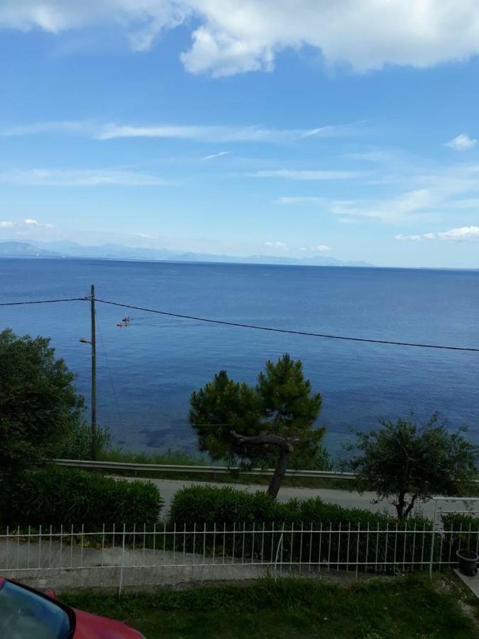 Sol E Mar Sea Side View Guesthouse Perama  Ngoại thất bức ảnh