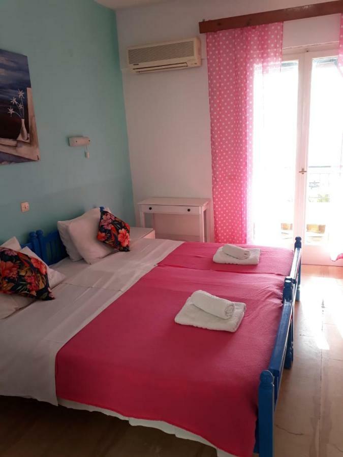 Sol E Mar Sea Side View Guesthouse Perama  Ngoại thất bức ảnh